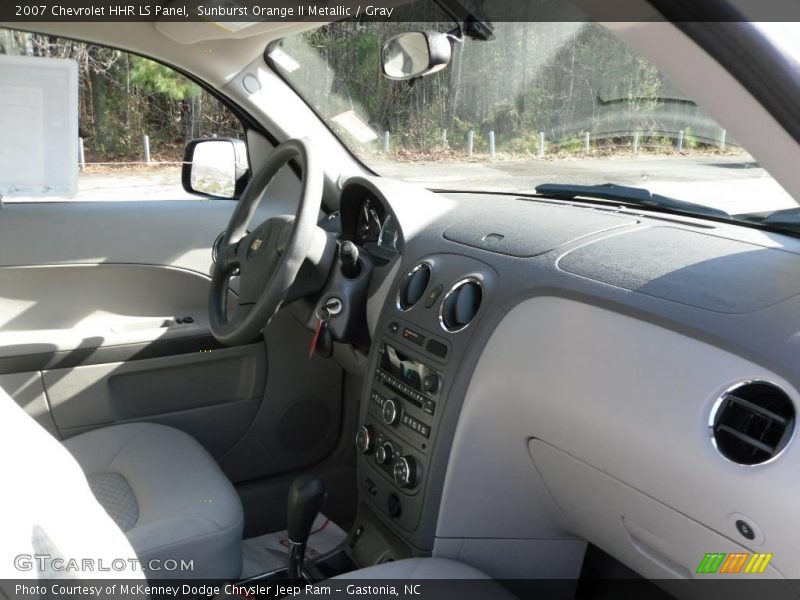 Sunburst Orange II Metallic / Gray 2007 Chevrolet HHR LS Panel