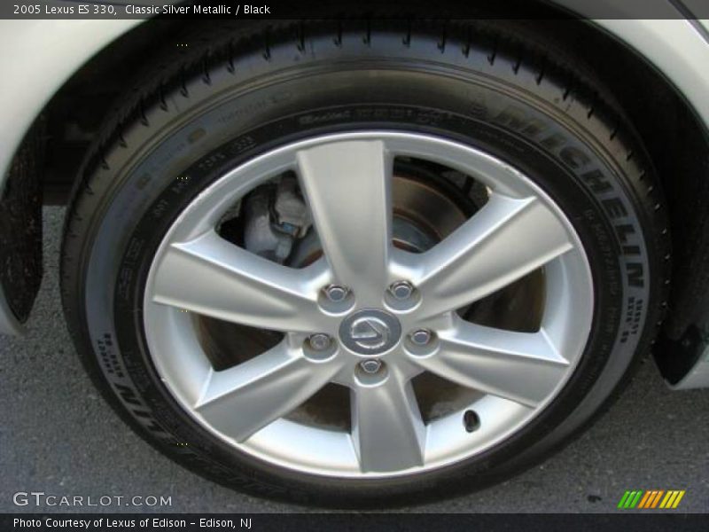 Classic Silver Metallic / Black 2005 Lexus ES 330