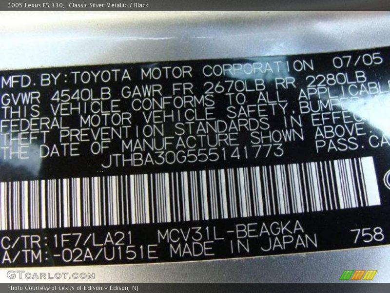 Classic Silver Metallic / Black 2005 Lexus ES 330