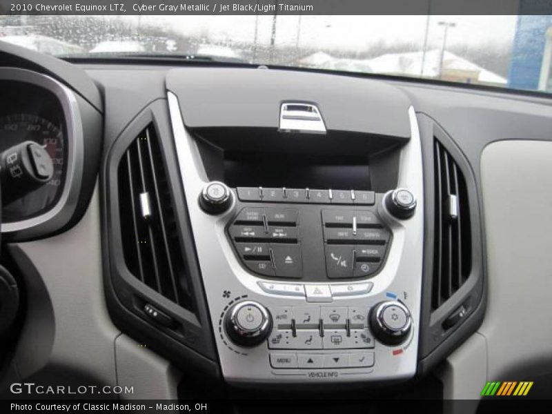 Cyber Gray Metallic / Jet Black/Light Titanium 2010 Chevrolet Equinox LTZ