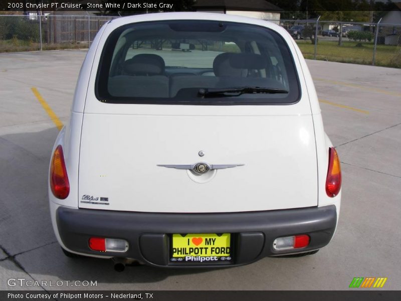 Stone White / Dark Slate Gray 2003 Chrysler PT Cruiser