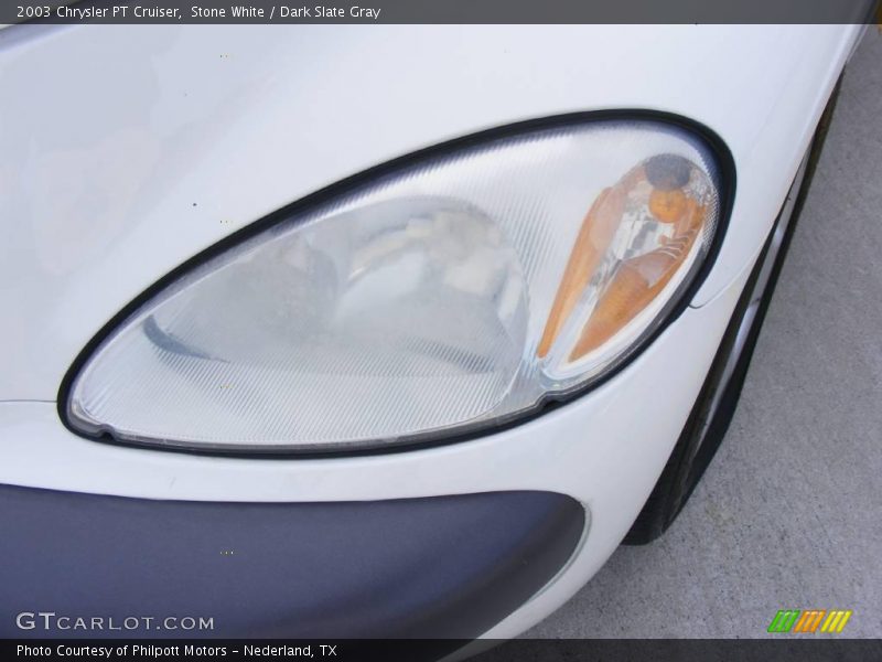 Stone White / Dark Slate Gray 2003 Chrysler PT Cruiser