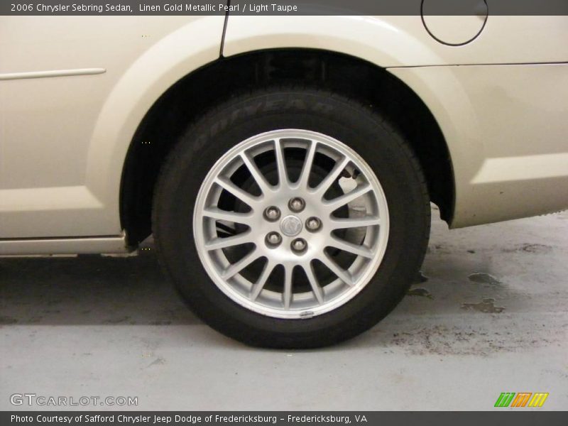 Linen Gold Metallic Pearl / Light Taupe 2006 Chrysler Sebring Sedan