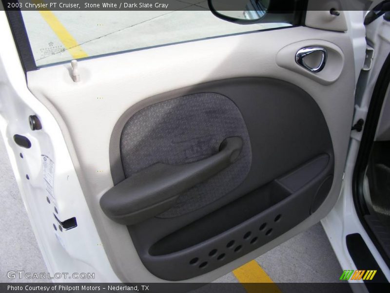 Stone White / Dark Slate Gray 2003 Chrysler PT Cruiser
