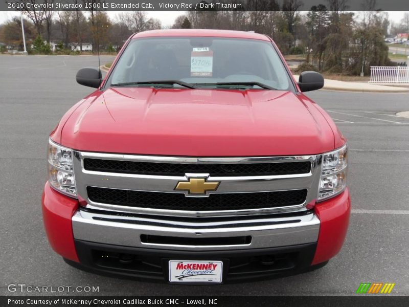 Victory Red / Dark Titanium 2010 Chevrolet Silverado 1500 LS Extended Cab