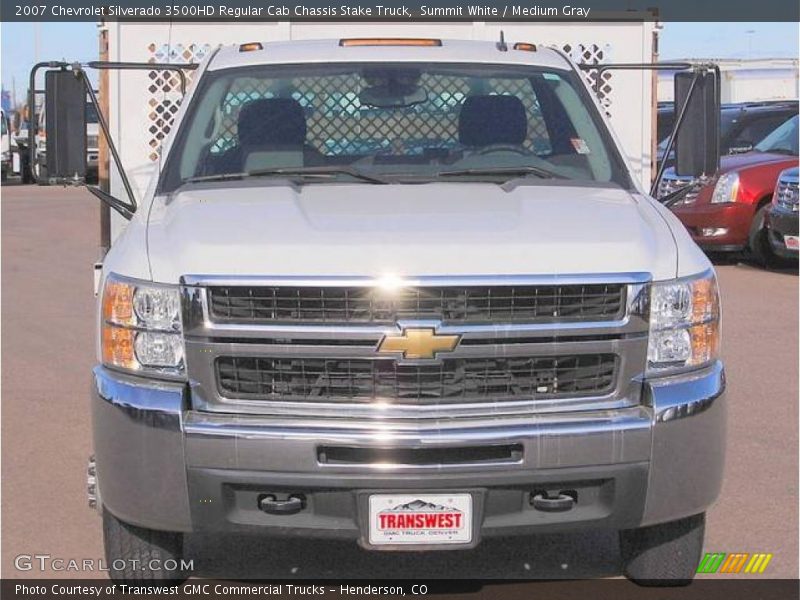 Summit White / Medium Gray 2007 Chevrolet Silverado 3500HD Regular Cab Chassis Stake Truck