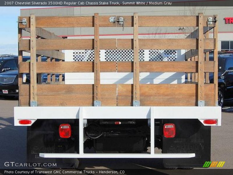 Summit White / Medium Gray 2007 Chevrolet Silverado 3500HD Regular Cab Chassis Stake Truck