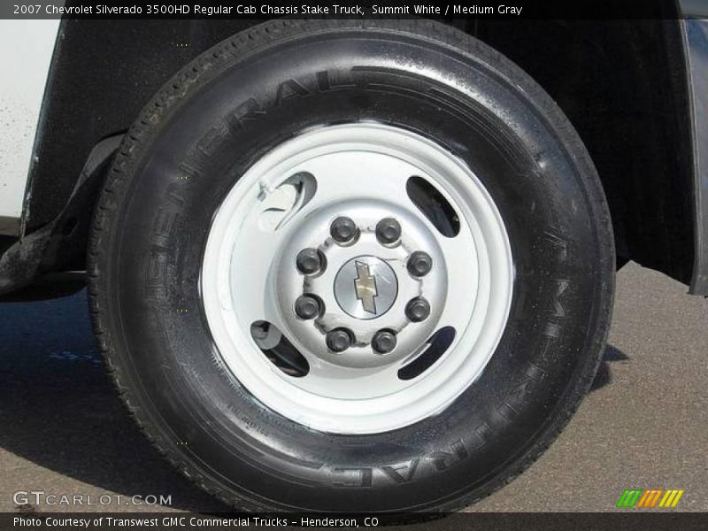 Summit White / Medium Gray 2007 Chevrolet Silverado 3500HD Regular Cab Chassis Stake Truck