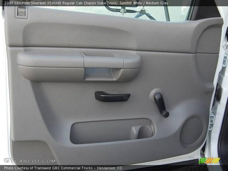 Summit White / Medium Gray 2007 Chevrolet Silverado 3500HD Regular Cab Chassis Stake Truck