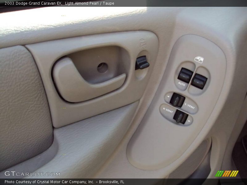 Light Almond Pearl / Taupe 2003 Dodge Grand Caravan EX