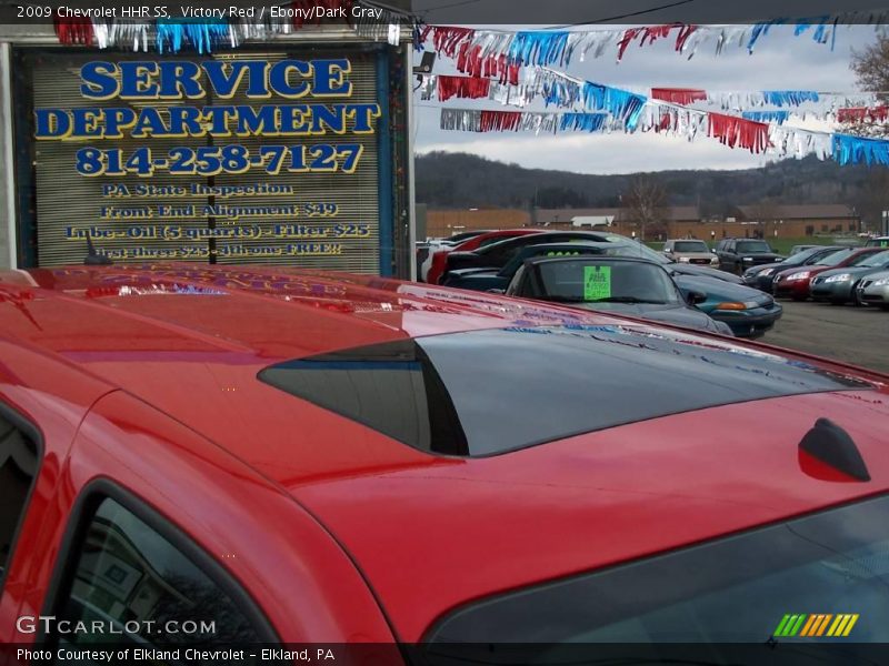 Victory Red / Ebony/Dark Gray 2009 Chevrolet HHR SS