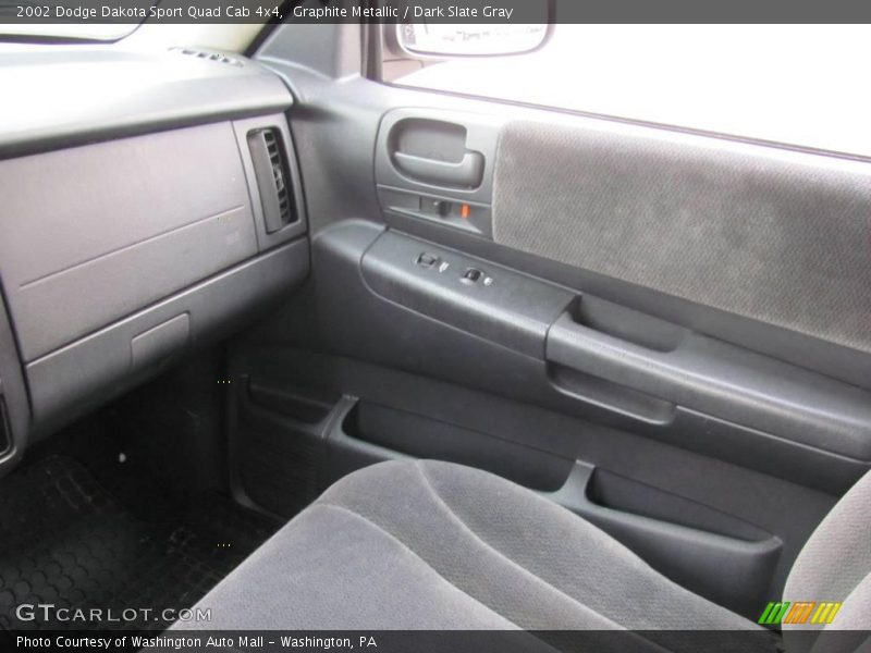 Graphite Metallic / Dark Slate Gray 2002 Dodge Dakota Sport Quad Cab 4x4