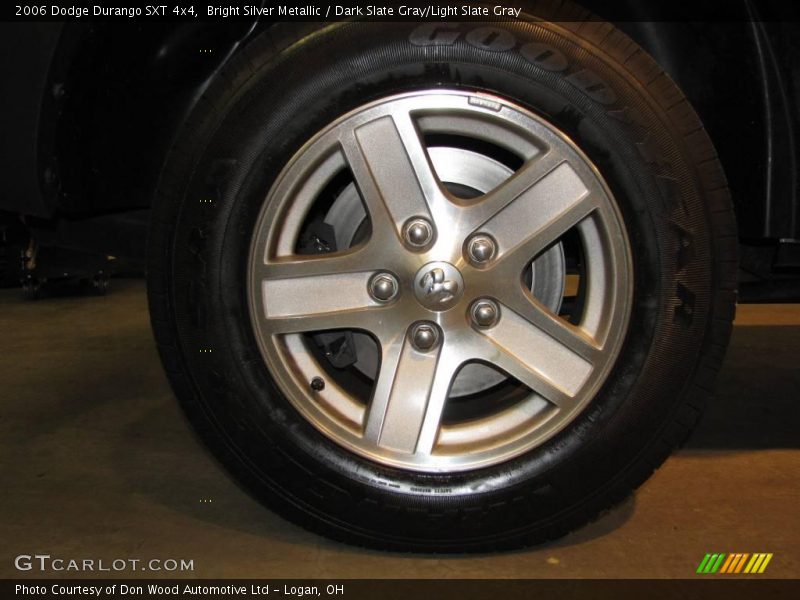 Bright Silver Metallic / Dark Slate Gray/Light Slate Gray 2006 Dodge Durango SXT 4x4