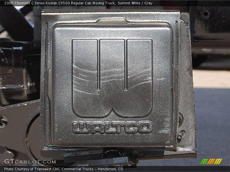 Summit White / Gray 2006 Chevrolet C Series Kodiak C6500 Regular Cab Moving Truck