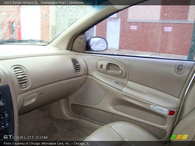 Champagne Pearl / Sandstone 2001 Dodge Intrepid ES