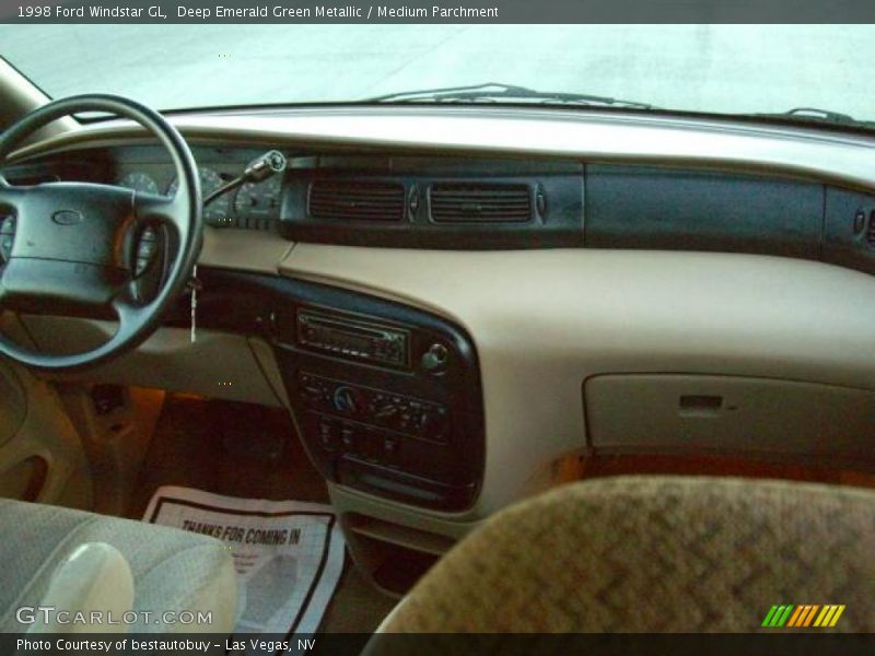 Deep Emerald Green Metallic / Medium Parchment 1998 Ford Windstar GL