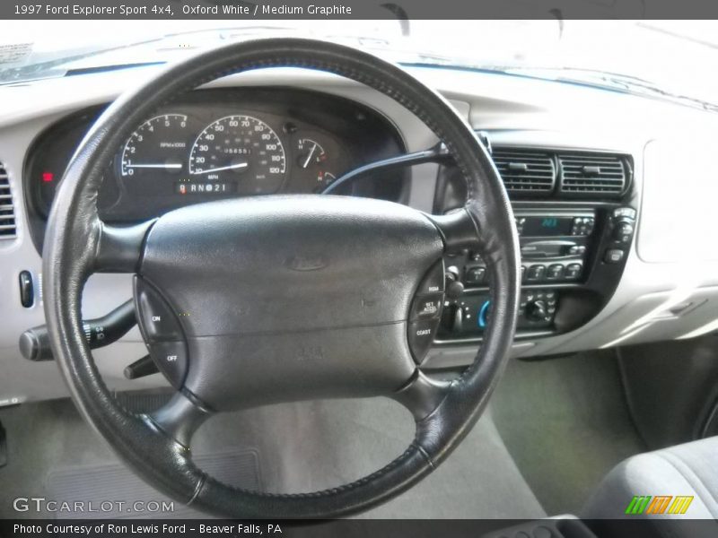 Oxford White / Medium Graphite 1997 Ford Explorer Sport 4x4