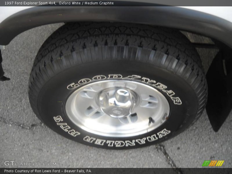 Oxford White / Medium Graphite 1997 Ford Explorer Sport 4x4