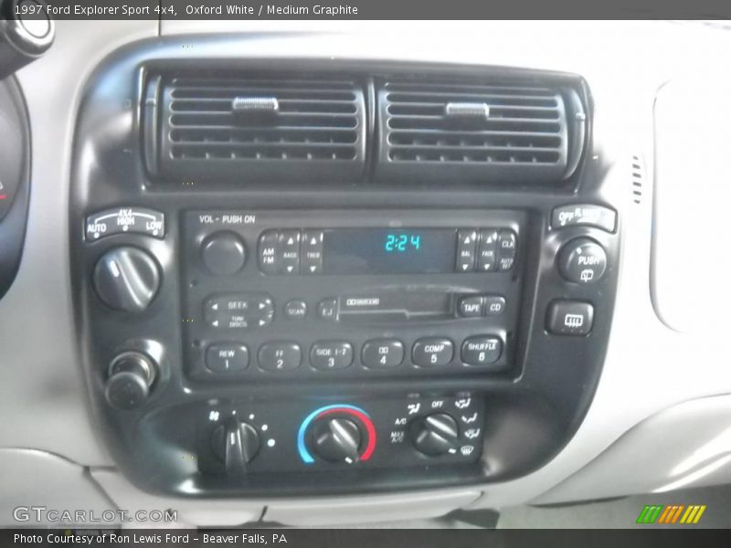 Oxford White / Medium Graphite 1997 Ford Explorer Sport 4x4