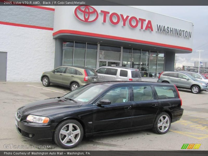 Black / R Gobi Sand/Metallic 2005 Volvo V70 R AWD