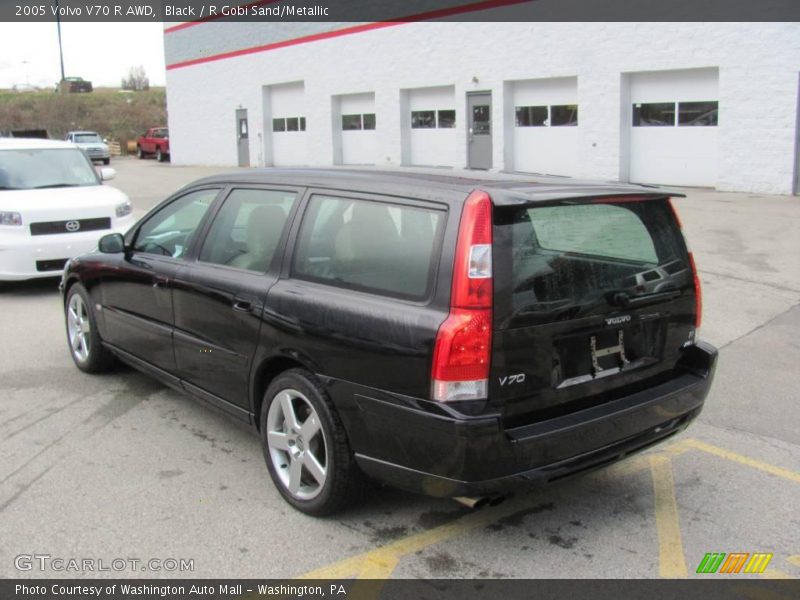 Black / R Gobi Sand/Metallic 2005 Volvo V70 R AWD