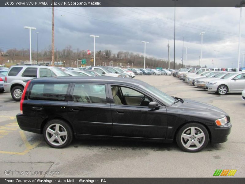 Black / R Gobi Sand/Metallic 2005 Volvo V70 R AWD