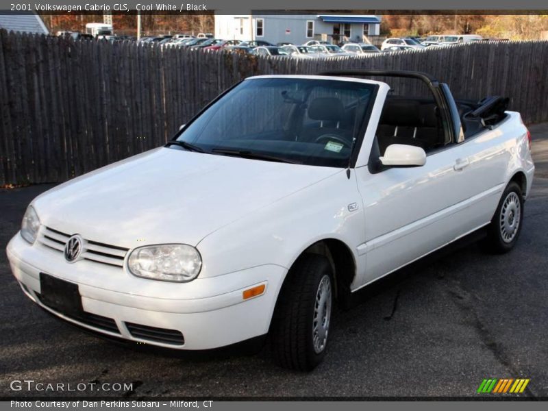 Cool White / Black 2001 Volkswagen Cabrio GLS