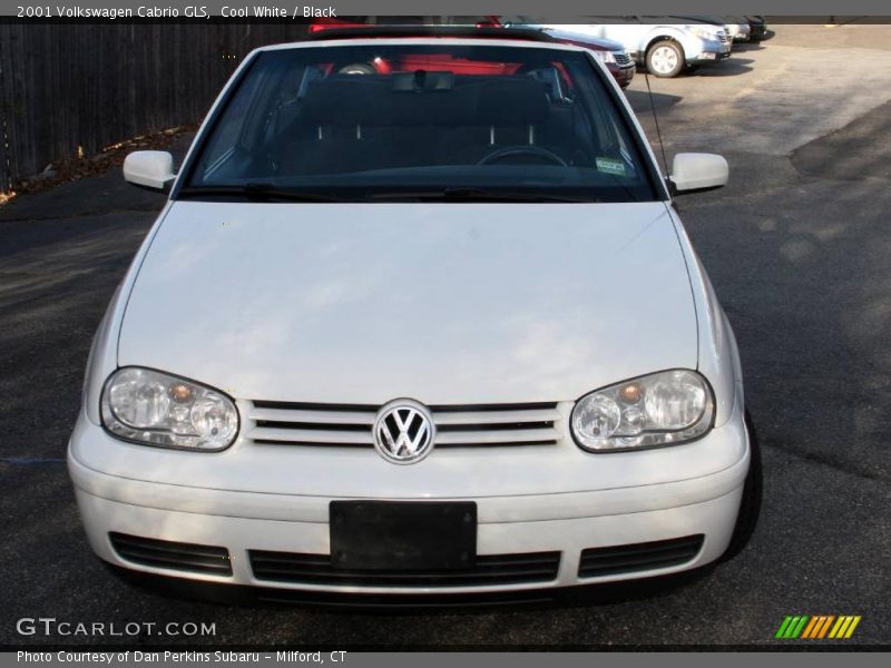 Cool White / Black 2001 Volkswagen Cabrio GLS