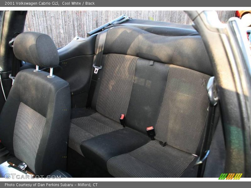 Cool White / Black 2001 Volkswagen Cabrio GLS