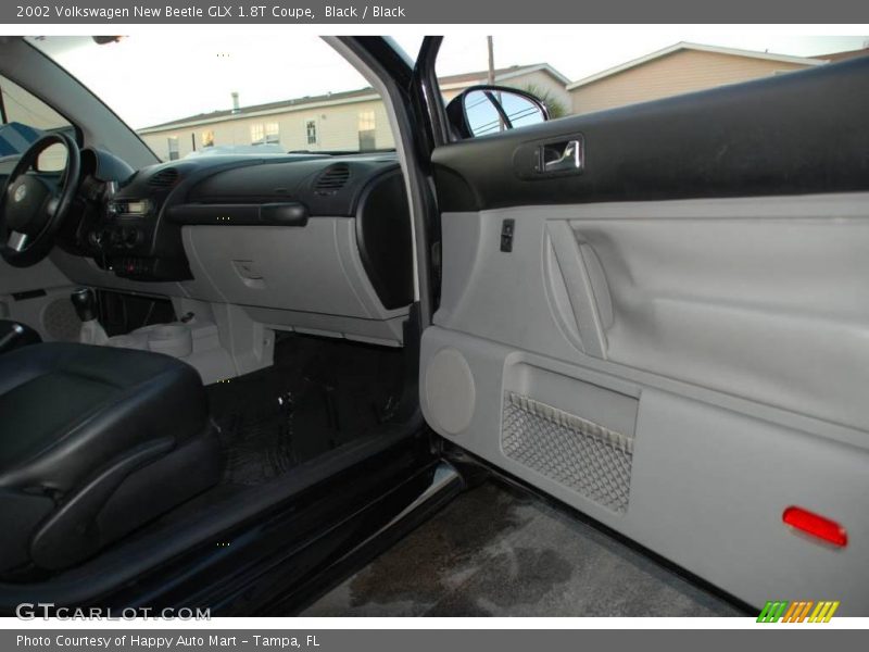 Black / Black 2002 Volkswagen New Beetle GLX 1.8T Coupe