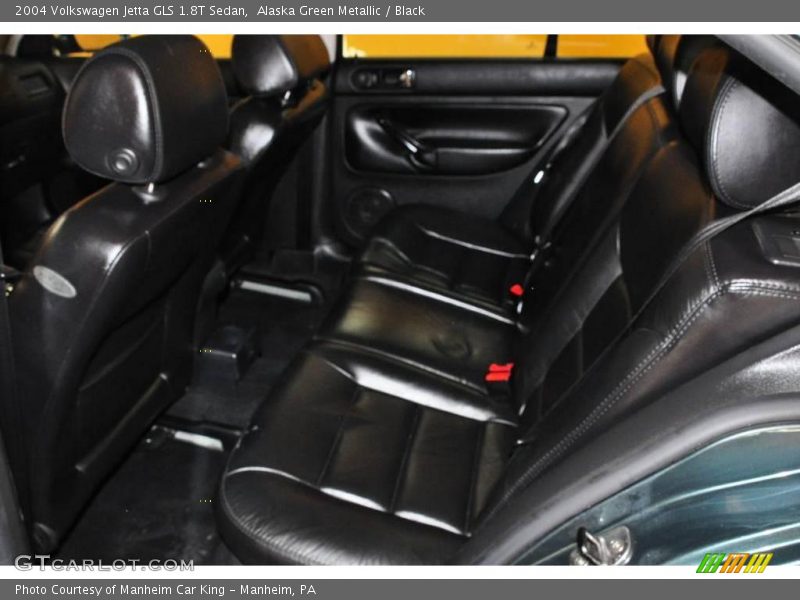 Alaska Green Metallic / Black 2004 Volkswagen Jetta GLS 1.8T Sedan