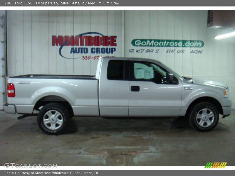 Silver Metallic / Medium Flint Grey 2005 Ford F150 STX SuperCab