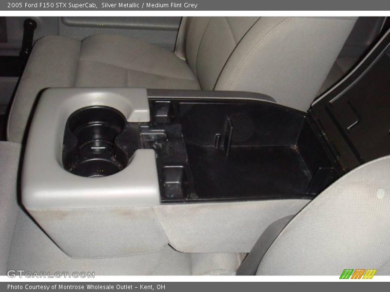 Silver Metallic / Medium Flint Grey 2005 Ford F150 STX SuperCab