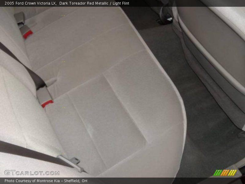 Dark Toreador Red Metallic / Light Flint 2005 Ford Crown Victoria LX