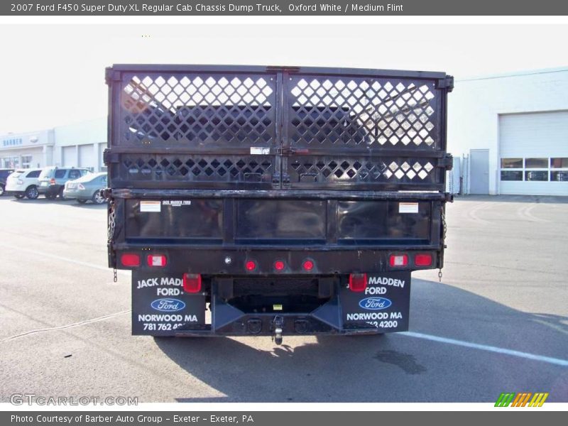 Oxford White / Medium Flint 2007 Ford F450 Super Duty XL Regular Cab Chassis Dump Truck