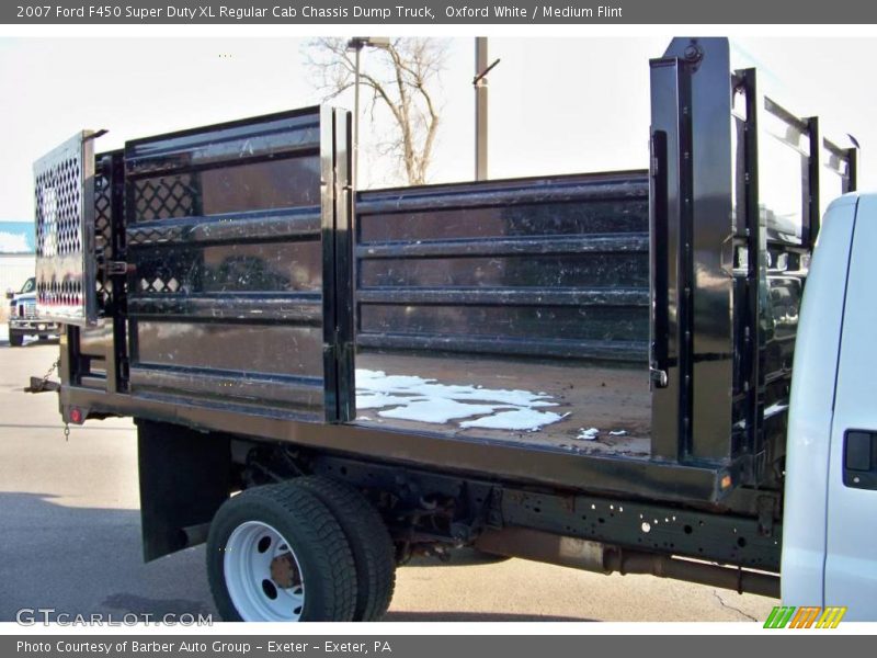 Oxford White / Medium Flint 2007 Ford F450 Super Duty XL Regular Cab Chassis Dump Truck