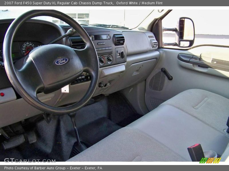 Oxford White / Medium Flint 2007 Ford F450 Super Duty XL Regular Cab Chassis Dump Truck