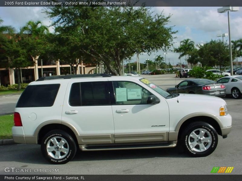Oxford White / Medium Parchment 2005 Ford Explorer Eddie Bauer