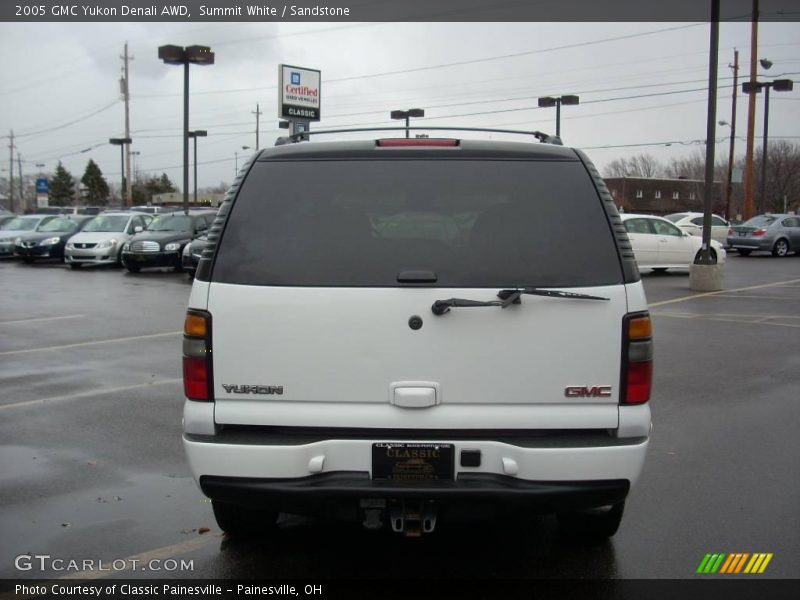 Summit White / Sandstone 2005 GMC Yukon Denali AWD
