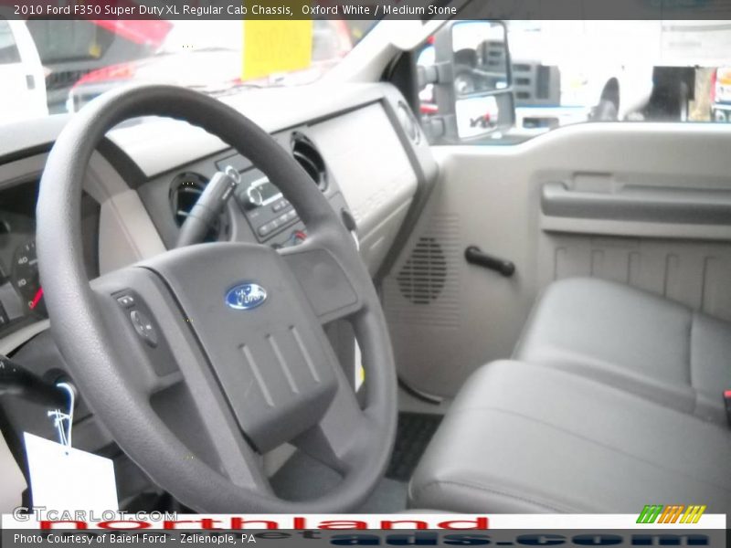 Oxford White / Medium Stone 2010 Ford F350 Super Duty XL Regular Cab Chassis