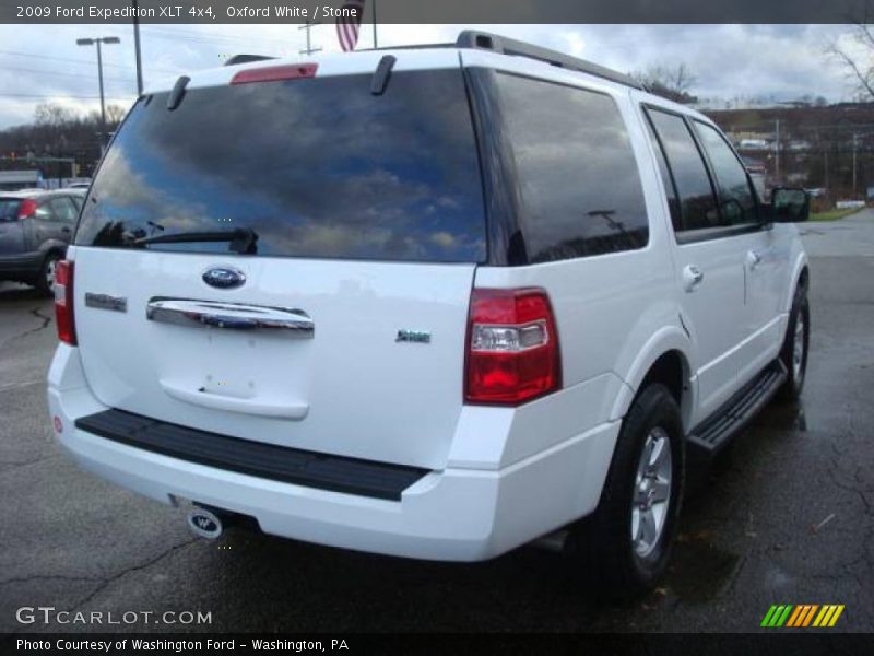 Oxford White / Stone 2009 Ford Expedition XLT 4x4