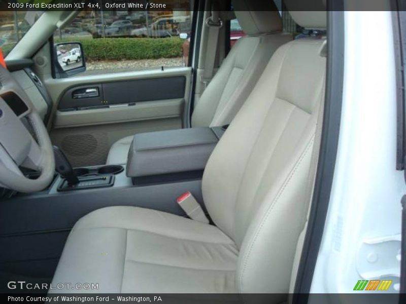 Oxford White / Stone 2009 Ford Expedition XLT 4x4