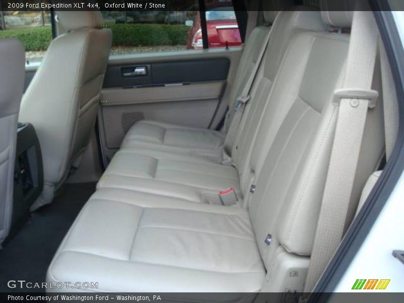 Oxford White / Stone 2009 Ford Expedition XLT 4x4