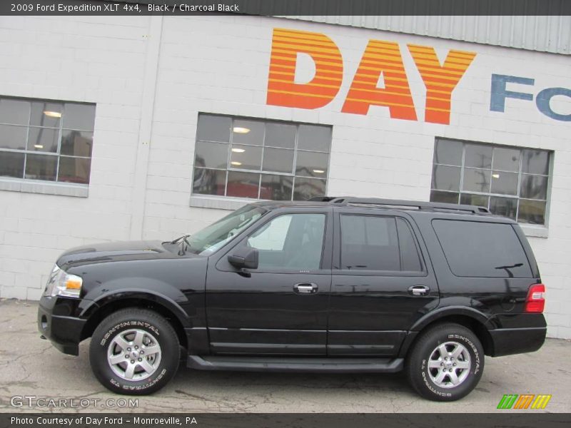Black / Charcoal Black 2009 Ford Expedition XLT 4x4