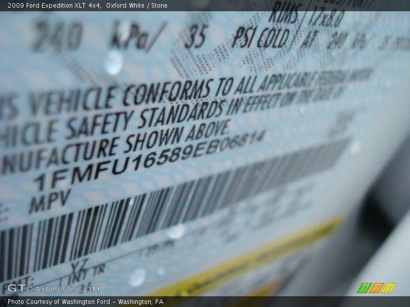 Oxford White / Stone 2009 Ford Expedition XLT 4x4