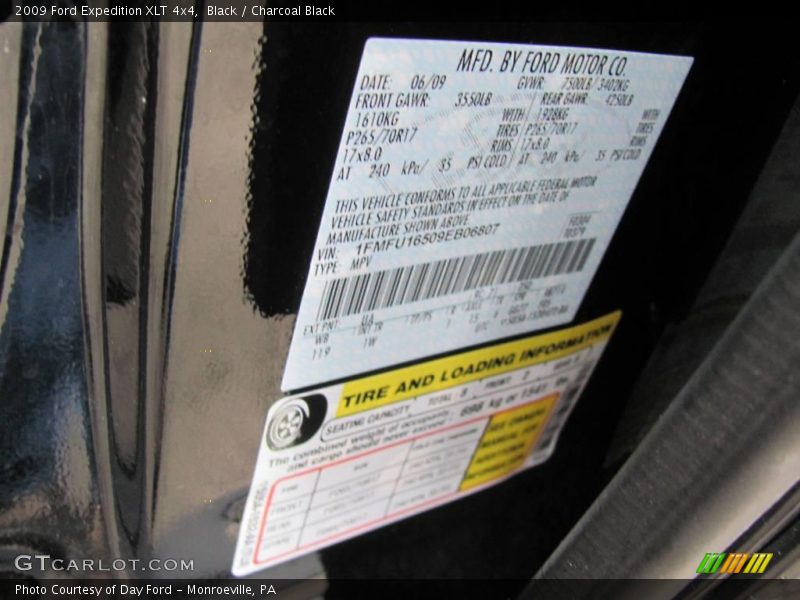 Black / Charcoal Black 2009 Ford Expedition XLT 4x4