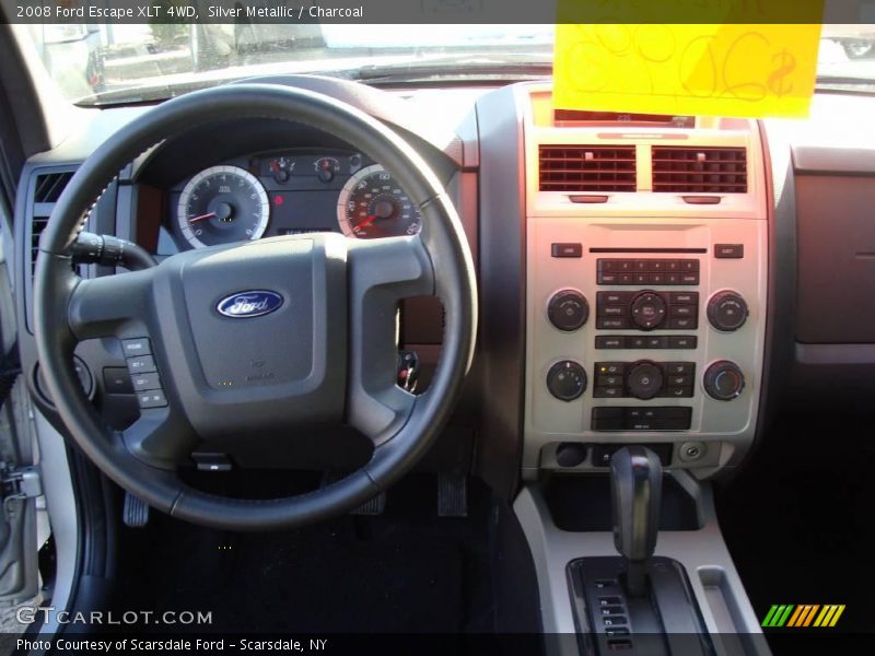 Silver Metallic / Charcoal 2008 Ford Escape XLT 4WD