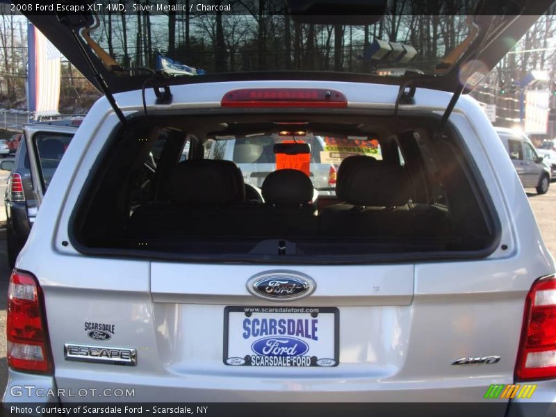 Silver Metallic / Charcoal 2008 Ford Escape XLT 4WD