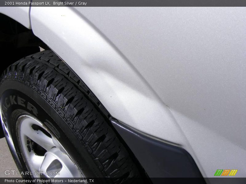 Bright Silver / Gray 2001 Honda Passport LX