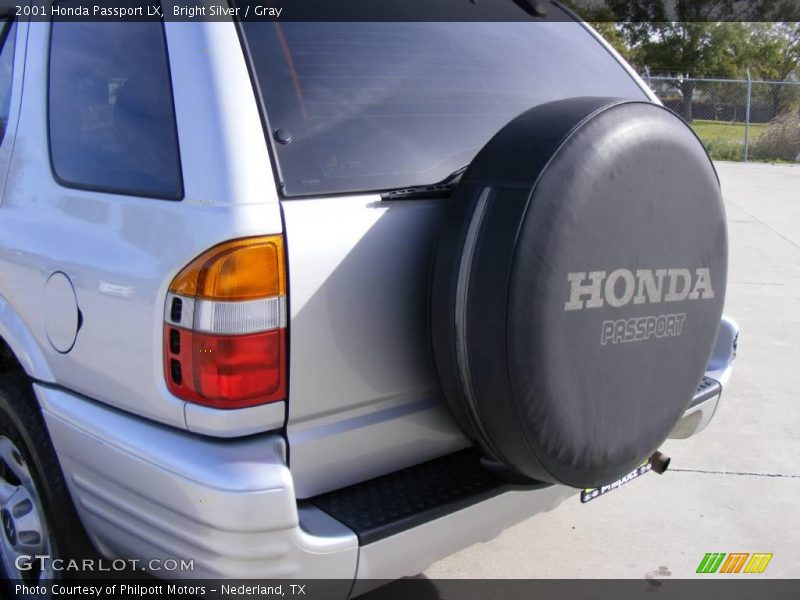 Bright Silver / Gray 2001 Honda Passport LX